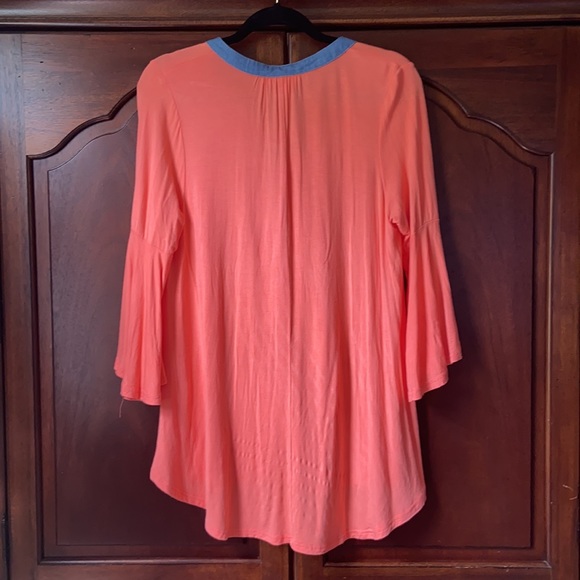 SPRING SALE 🎉 Umgee Coral Flutter Coral Coast Tunic Top - Picture 8 of 8